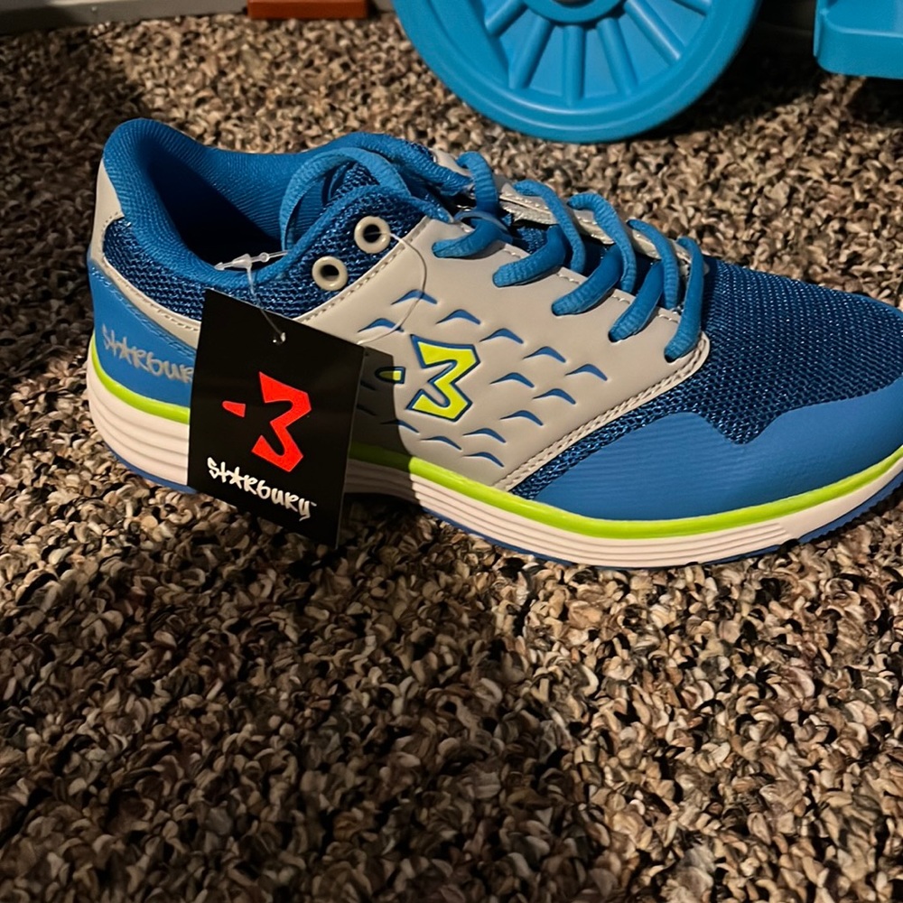 Starbury running shoes size us 5